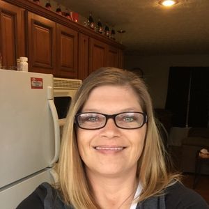 Meet your Posher, Naomi